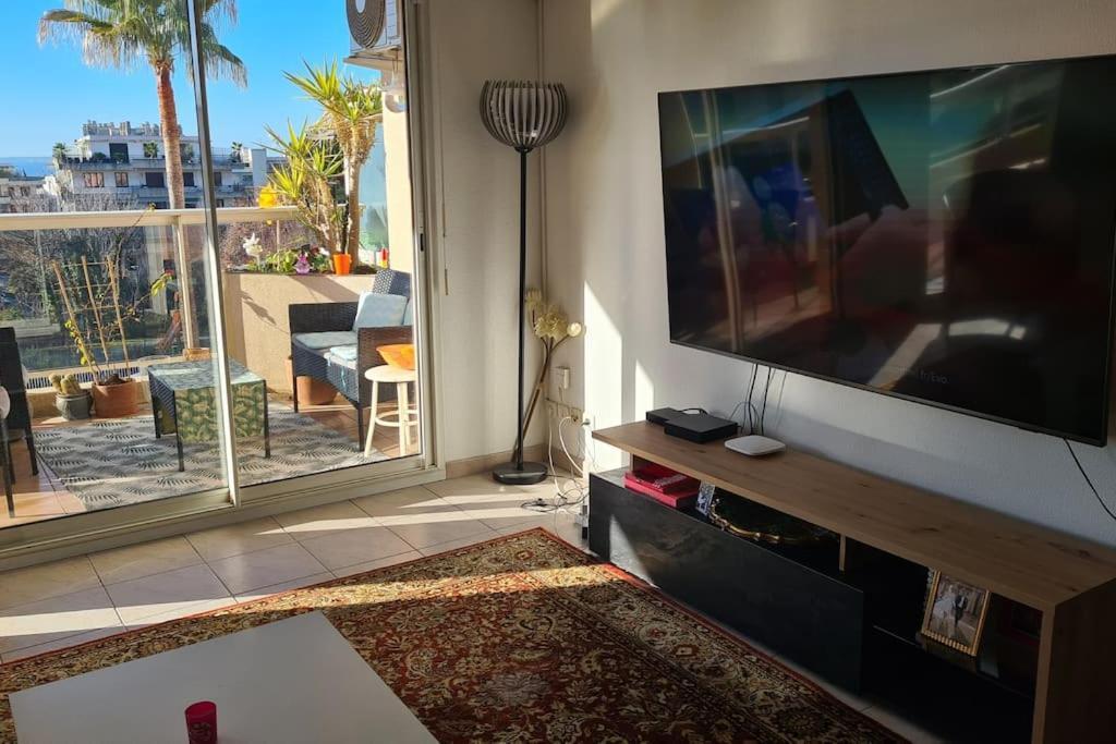 Appartement Vue Mer Sur Les Hauteurs De Nizza Exterior foto