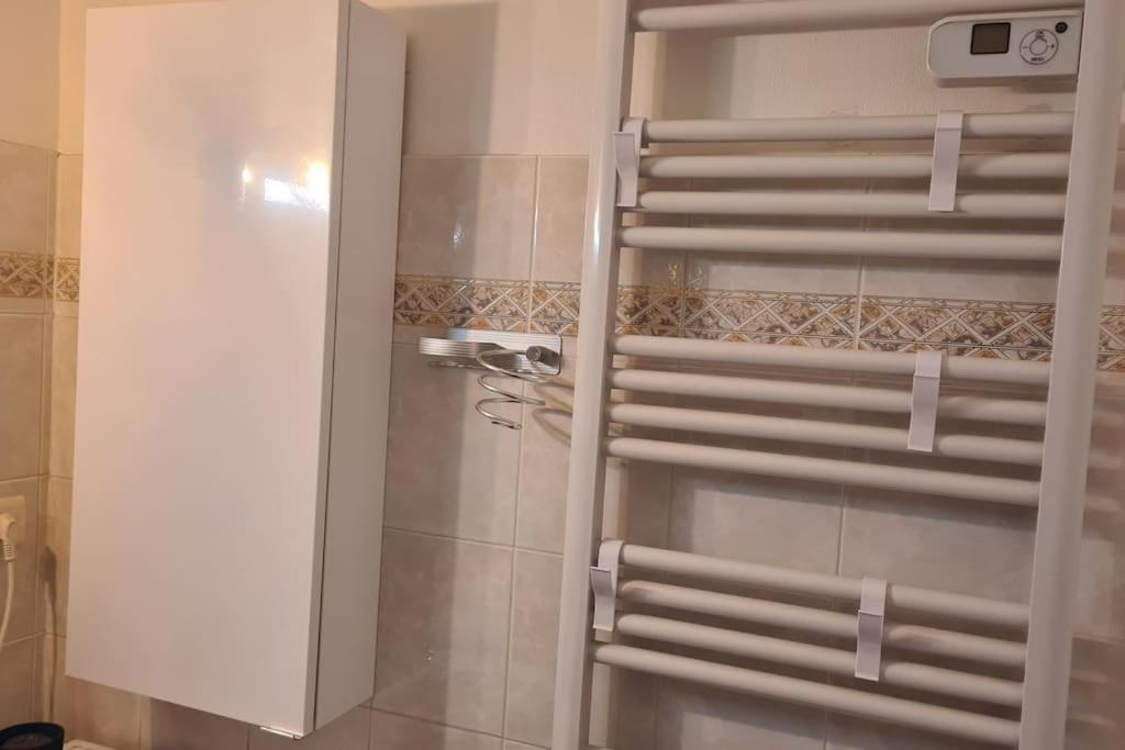 Appartement Vue Mer Sur Les Hauteurs De Nizza Exterior foto