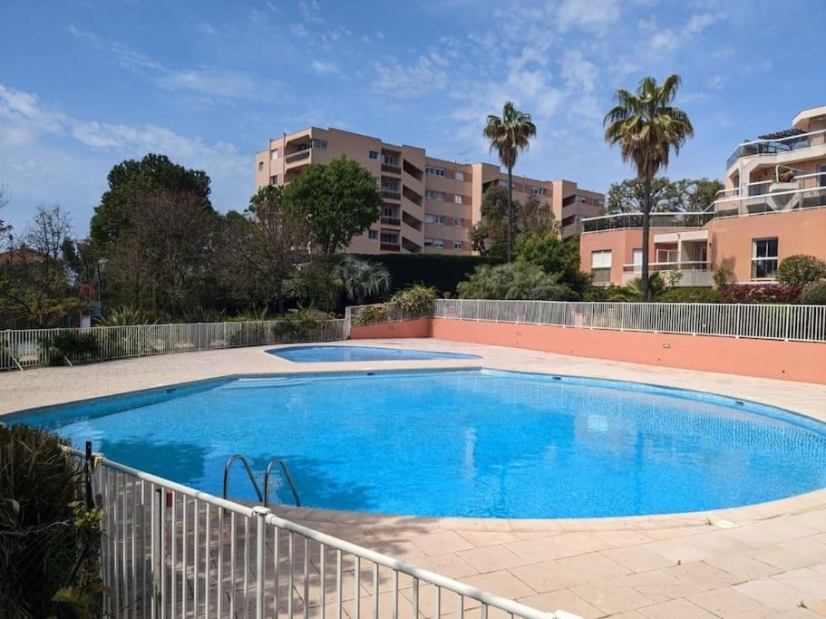 Appartement Vue Mer Sur Les Hauteurs De Nizza Exterior foto