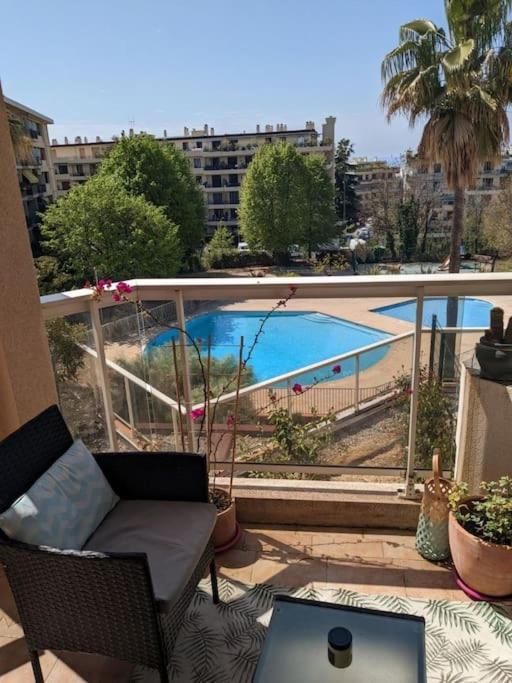 Appartement Vue Mer Sur Les Hauteurs De Nizza Exterior foto